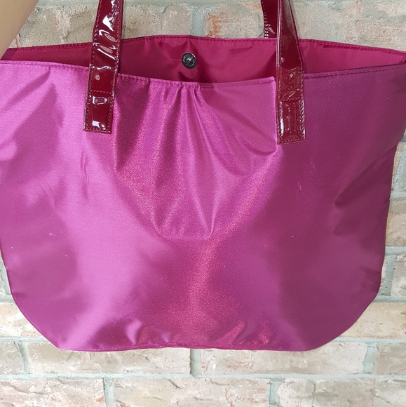 Pink and Gold Sparkly Strips Tote. - Picture 3 of 3